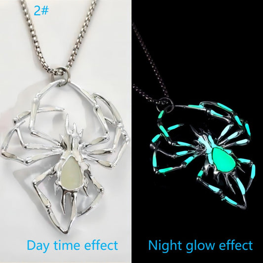 Halloween Glow-in-the-Dark Luminous Spider Necklace – Vintage Fluorescent Jewelry for Men & Women