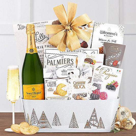 Elegant Expressions: Veuve Clicquot Champagne Gift Basket