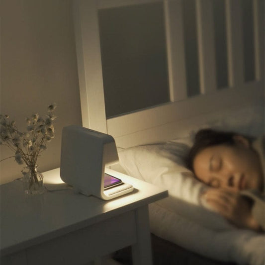 White Creative 3 In 1 Bedside Lamp Wireless Charging LCD Screen Alarm Clock  Wireless Phone Charger For Iphone