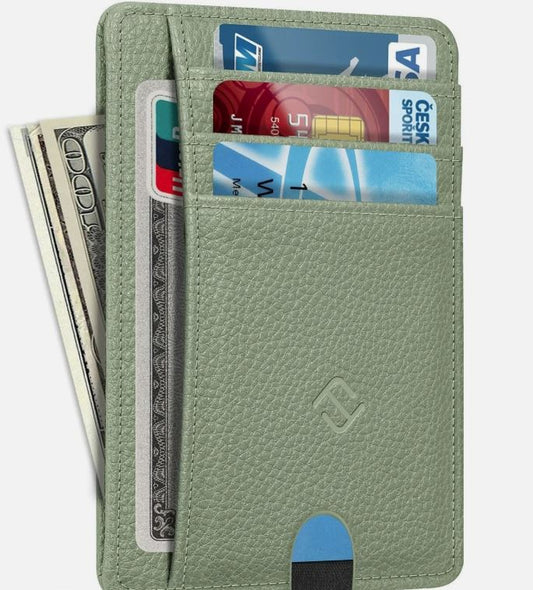 Minimalist Men's Wallet with RFID Protection and Coin Pocket