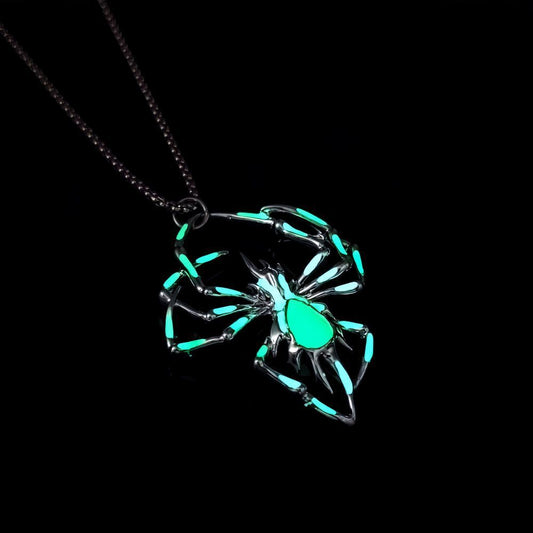 Halloween Glow-in-the-Dark Luminous Spider Necklace – Vintage Fluorescent Jewelry for Men & Women