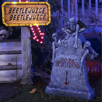 Halloween Horror Decoration: Glowing Skull Tombstone