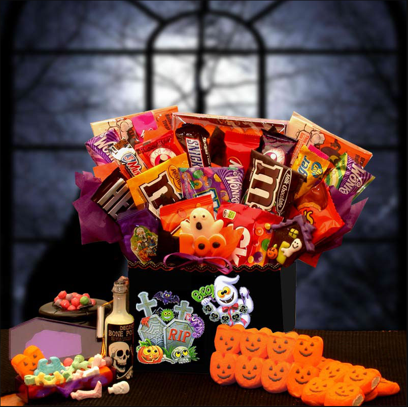 Halloween Surprise: Spooktacular Gift Basket