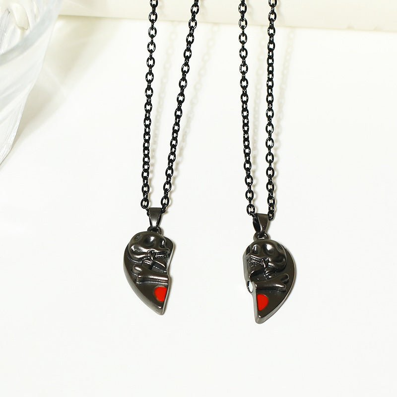 Halloween Couple Necklace: Heart-Shaped Skull Pendant