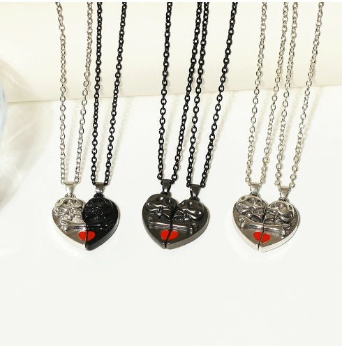 Halloween Couple Necklace: Heart-Shaped Skull Pendant