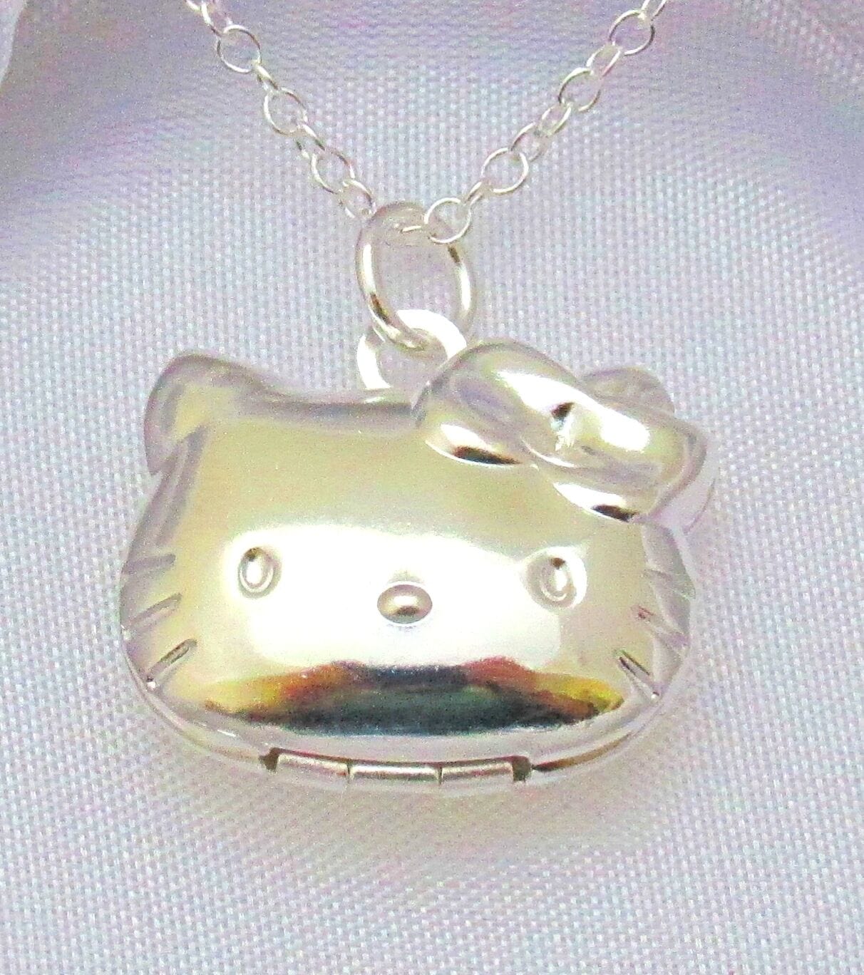 Gifts for Daughter: Sterling Silver Hello Kitty Cat Locket Pendant  ebay 18" Sterling Silver Link Chain  